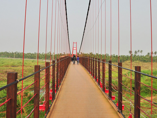 木質吊橋