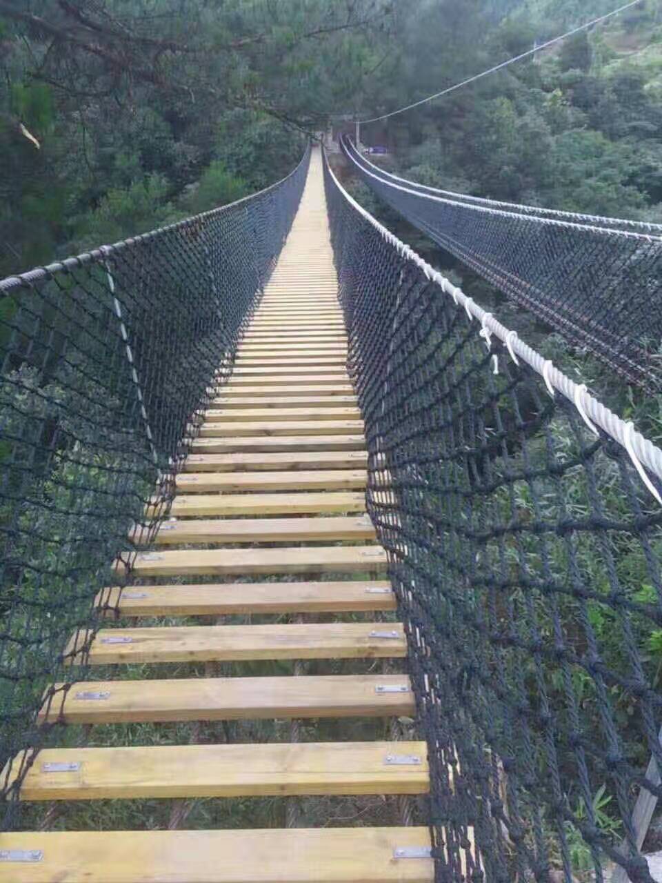 木質吊橋